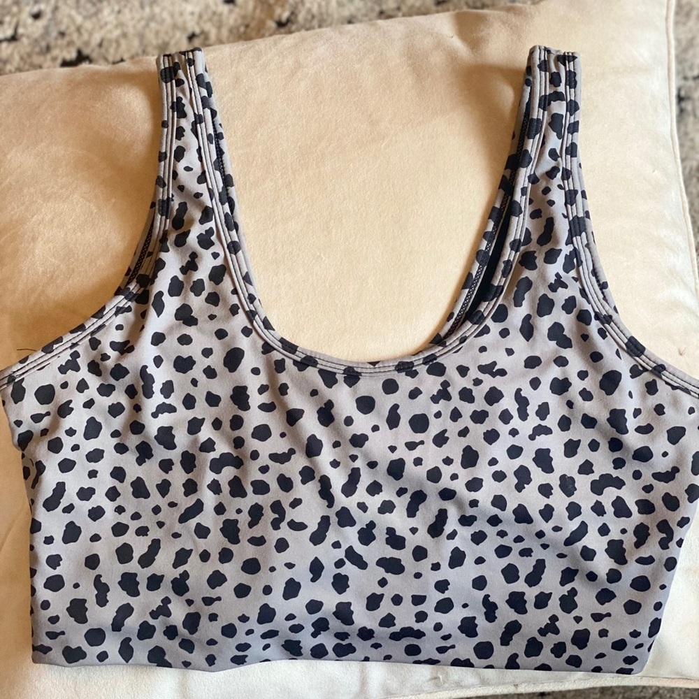 Balance Athletica Ascend Top Snow Leopard Midnight